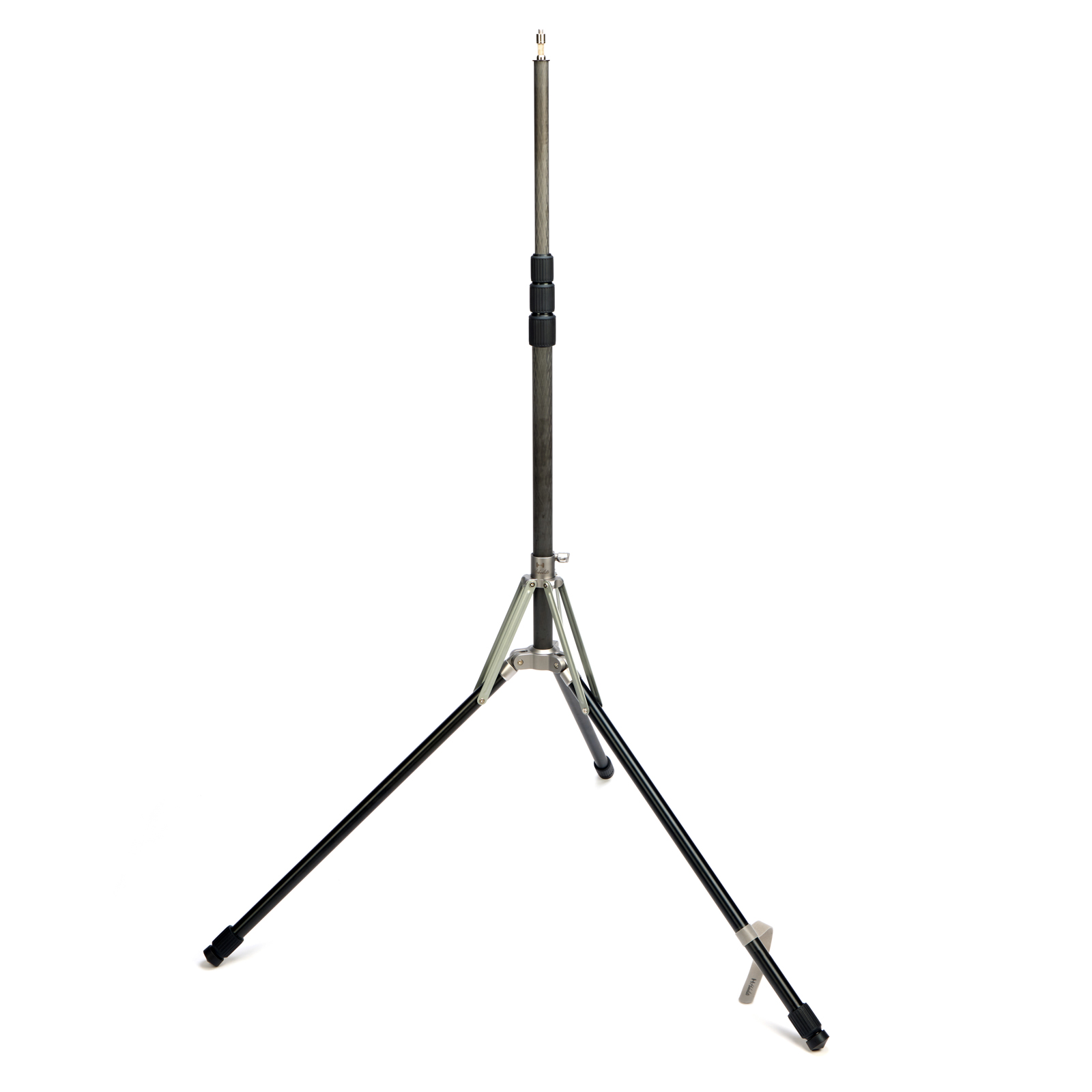 HOBO708_151004_CF_Tripod_310_3.jpg